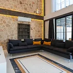 5 Bedroom Luxury With Private Pool Hot Tub 카스