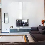 5 Bedroom Luxury With Private Pool Hot Tub 카스