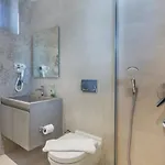 5 Bedroom Luxury With Private Pool Hot Tub