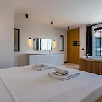5 Bedroom Luxury With Private Pool Hot Tub 빌라