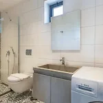 5 Bedroom Luxury With Private Pool Hot Tub 빌라