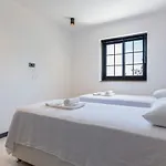 5 Bedroom Luxury With Private Pool Hot Tub 빌라