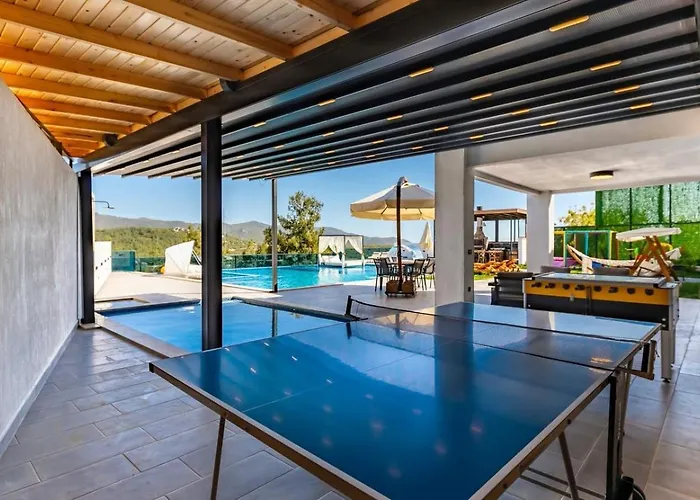 Kas 5 Bedroom Luxury With Private Pool Hot Tub Villa *
