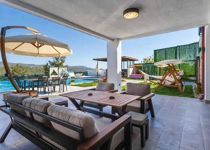 Kas 5 Bedroom Luxury With Private Pool Hot Tub Villa Kaş
