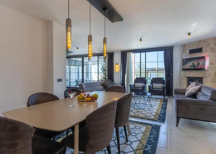 Kas 5 Bedroom Luxury With Private Pool Hot Tub *