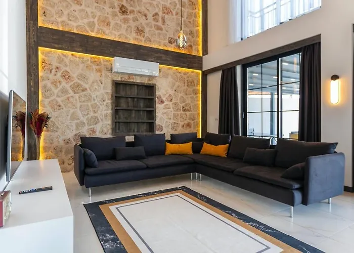 Kas 5 Bedroom Luxury With Private Pool Hot Tub Kaş