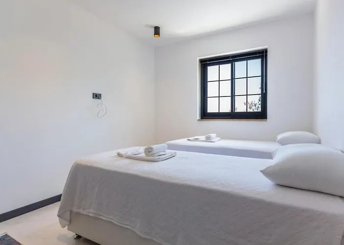 Kas 5 Bedroom Luxury With Private Pool Hot Tub Villa