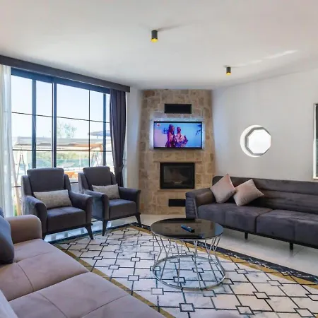 5 Bedroom Luxury With Private Pool Hot Tub