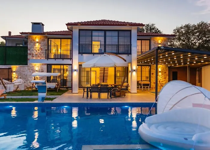Kas 5 Bedroom Luxury With Private Pool Hot Tub Villa *