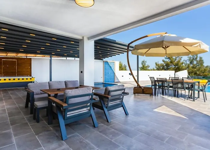 Kas 5 Bedroom Luxury With Private Pool Hot Tub Villa