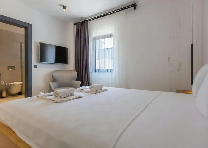 Kas 5 Bedroom Luxury With Private Pool Hot Tub