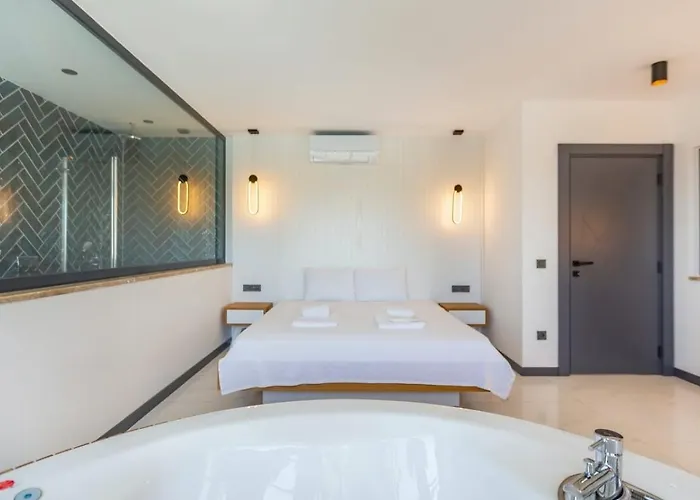 Villa Kas 5 Bedroom Luxury With Private Pool Hot Tub *
