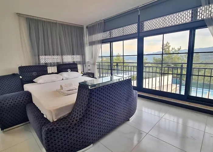 Kas 5 Bedroom Luxury With Private Pool Hot Tub Villa *