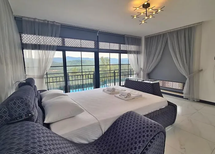 Kas 5 Bedroom Luxury With Private Pool Hot Tub *